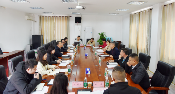 海南广播电影电视传媒集团副总经理付志成一行到湖北长江电影集团考察调研