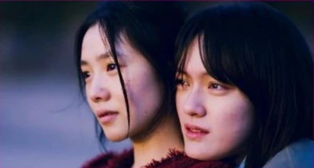 《想飞的女孩》：年度大烂片，一无是处bug超多！